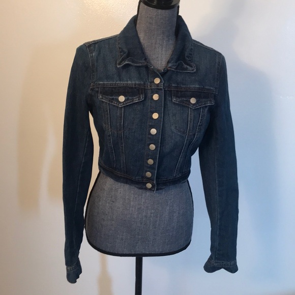 Cropped style jean jacket - Picture 2 of 8